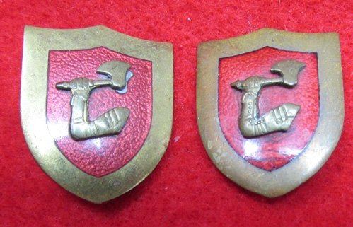 US Post WWII, Theater Made., 510th Field Artillery Distinctive Unit Insignia, Pair, Pinback — image 2