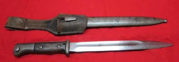 German WWI S84/98 Bayonet, Frog & Scabbard, Gottlieb Hammesfahr 1917 — image 3