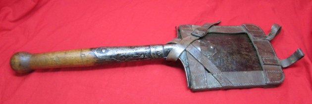 European WWI Era, Lineman Pattern Entrenching Shovel & Carrier — image 3