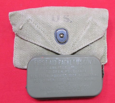US WWII GI Canvas Bandage Pouch & Bandage — image 2