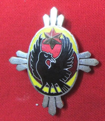 Japanese WWII Veterans Association Badge, Three Le — image 3