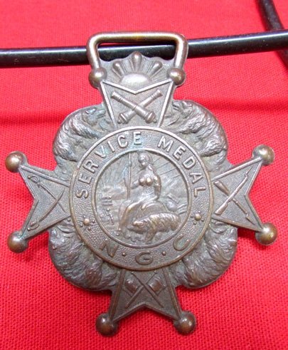 US SAW-WWI Era, Connecticut NG Service Medal, Named, Numbered — image 2