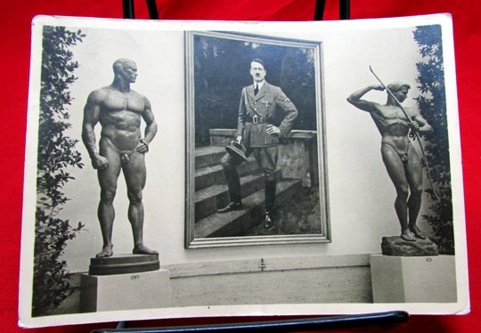 German WWII Hitler postcaed Haus der Deutschen Kunst with Statues — image 2