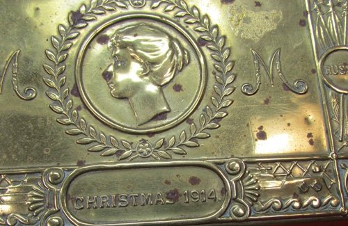  British WWI Christmas 1914, Brass Princess Mary Gift Tin — image 4