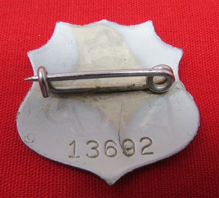  Canadian WWII Air Raid Precautions Badge, Pinback — image 4