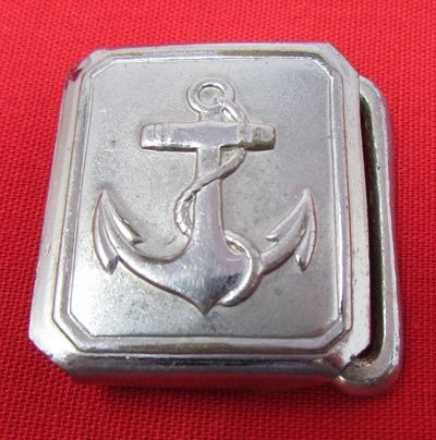  Japanese WWII Navy Enlisted Tropical Trouser Belt Buckle — image 2