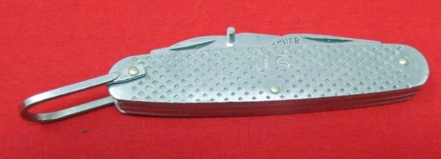  US Vietnam War Era, US Army Issue Pocket Knife, Camillus 1969 — image 2