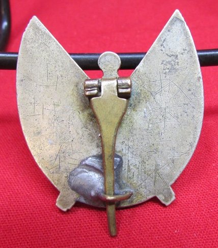 Japanese WWII Navy Signals Proficiency Badge, 2nd Class, Early Quality — image 3
