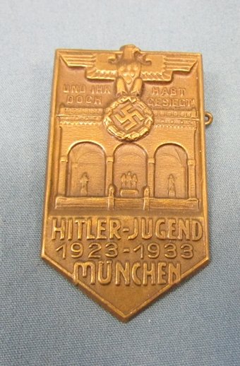  German WWII Munich 1923-1933 Hitler Youth Tinnie — image 2