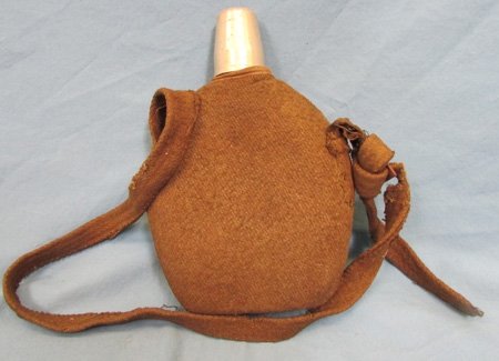  Japanese WWII Late War, Army Officers Pattern Canteen — image 3