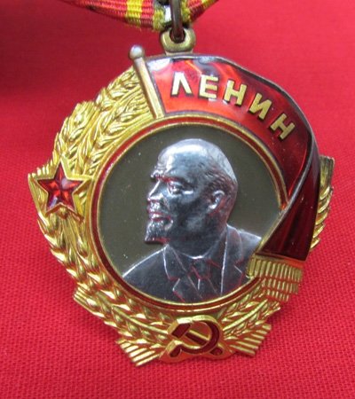  Soviet Cold War Era Order of Lenin, 186884 With Award Book — image 6