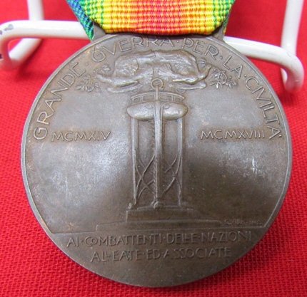  Italian WWI Victory Medal & Ribbon, Official Version, Type 1, Variation B — image 4