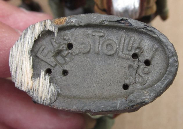 German WWII Elastolin Maching Soldiers Lot of 30 — image 6