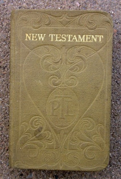 British WWI Pocket New Testament, India 1916 Hampshire Rgt. — image 2