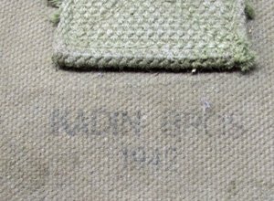  US WWII T-Handle Shovel & Kaden Bros 1942 Marked Cover, — image 4