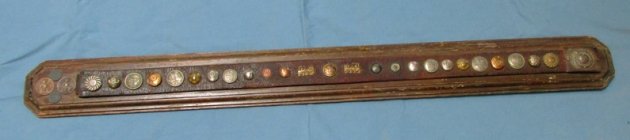  German WWI Hate Belt Prussian Enlisted Buckle, 30 Pieces of Insignia Plus a Buckle — image 2