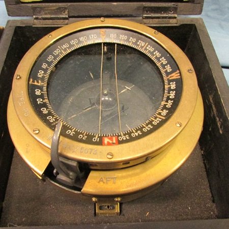  British WWII, RAAF, Spitfire Aircraft Type P8 Compass & Transport Box — image 4