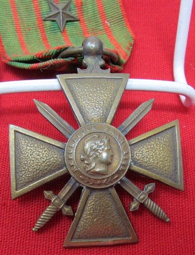  French WWI, Croix de Guerre, Bravery Medal, 1914-1917 Reverse — image 3