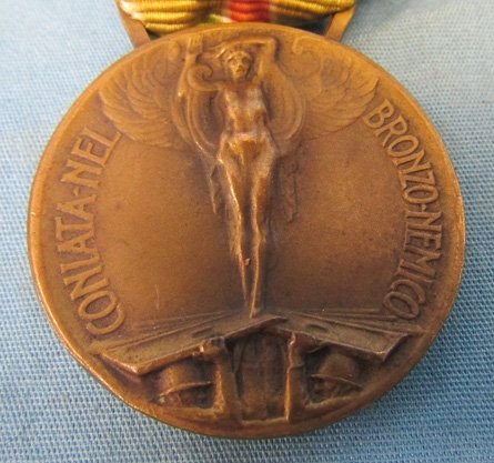  Italian WWI War Medal, Made From Enemy Bronze — image 4