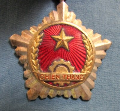  US Vietnam War Era Medal, Chien Thang — image 4