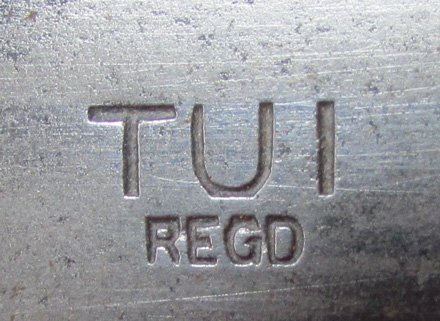  US WWII, Australian Made Fighting Knife, Aluminum Grip, TUI REGD — image 2