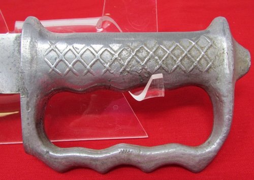  US WWII, Australian Made Fighting Knife, Aluminum Grip, TUI REGD — image 3