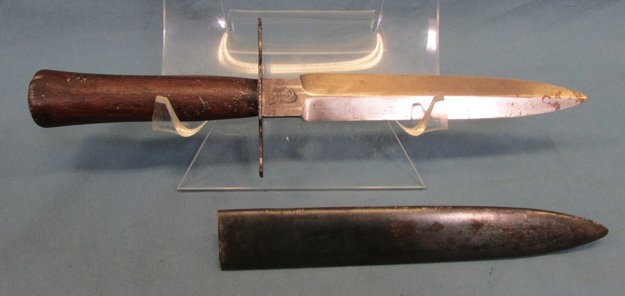  French WWI, M1916 Fighting Knife & Scabbard — image 3