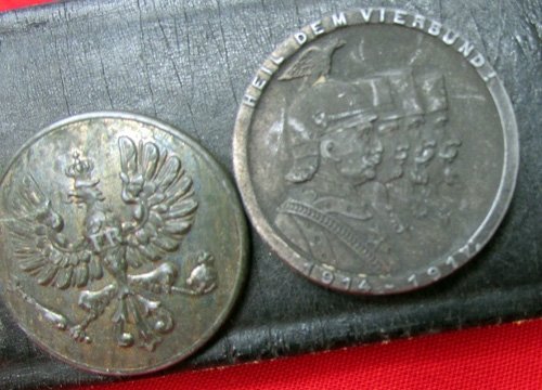  German WWI Hate Belt, Prussian Enlisted Buckle, 32 Pieces of Insignia — image 10