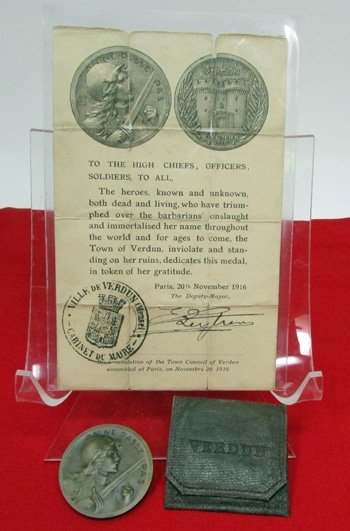  French WWI Verdun Medal, and Document With Pouch — image 2