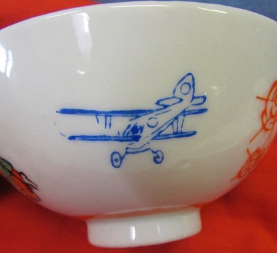  Japanese WWII Patriotic Rice Bowl, Machine Guns, Airplanes — image 4