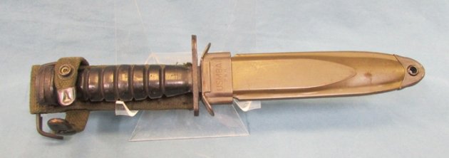  US Rubber Handled M4 Carbine Bayonet,  M8 Scabbard — image 2