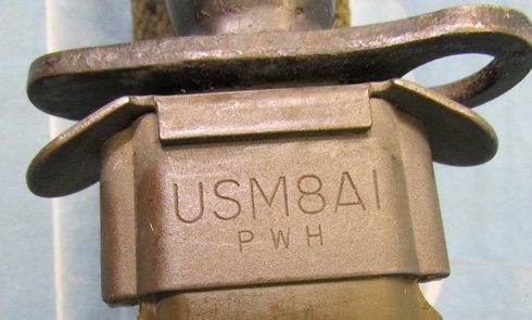  US Rubber Handled M4 Carbine Bayonet,  M8 Scabbard — image 3