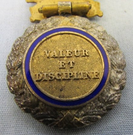  French. Post 1870, Medaille Militaire & Ribbon — image 3