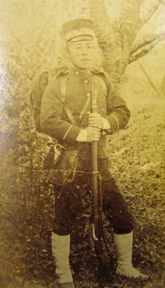  Japanese Meiji Era Russo Japanese War CDV Photo, Armed Soldier — image 3