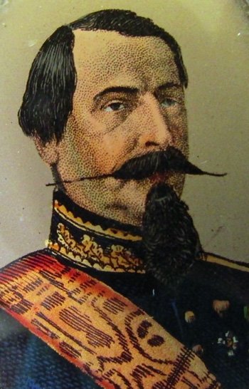  French 2nd Empire Carved Horn Snuff Box, Napoleon III — image 4