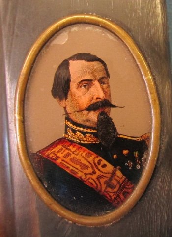  French 2nd Empire Carved Horn Snuff Box, Napoleon III — image 5