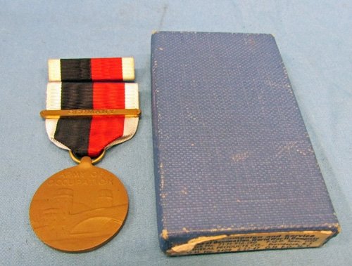  US WWII Army Occupation Medal Germany Bar, Original Box — image 2