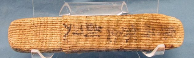  Japanese WWII Straight Razor and Carrier — image 2