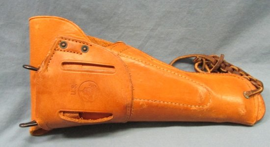  US WWII Pattern, M1911 45 Holster, Commercial Grade, Staghead Brand — image 3