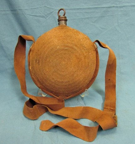  US Civil War-Indian Wars Issue Bullseye Canteen, Canvas Strap — image 2