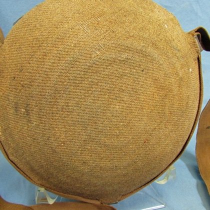  US Civil War-Indian Wars Issue Bullseye Canteen, Canvas Strap — image 3