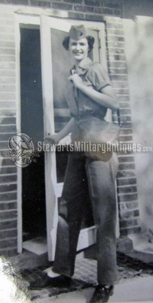  US Korean War Era USMC Woman's Photo Album — image 9