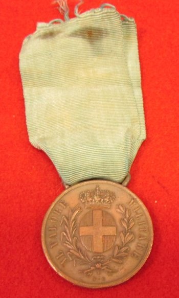  Italian WWI, Bronze Al Valore Medal 1917, Named — image 2