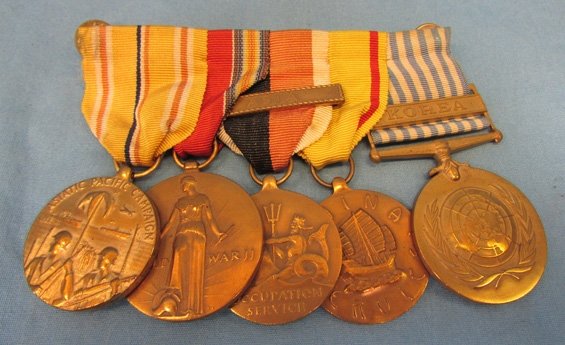 US WWII-Korean War China Sailer, Nine Place Medal Bar, — image 2