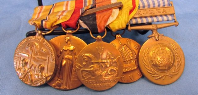  US WWII-Korean War China Sailer, Nine Place Medal Bar, — image 3
