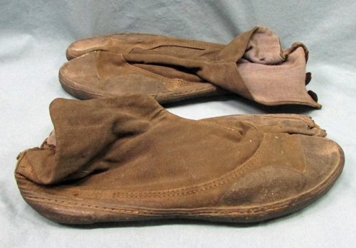  Japanese WWII Tabi, Pair — image 2