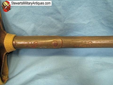  US WWII T-Handle Shovel & Cover, 1943 Dated — image 2