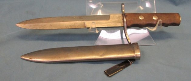  Italian WWII Fighting Knife and Scabbard — image 4