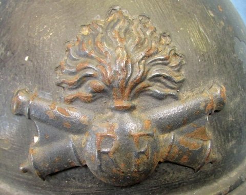  French WWI Adrian Pattern Artillery Helmet Shell — image 3