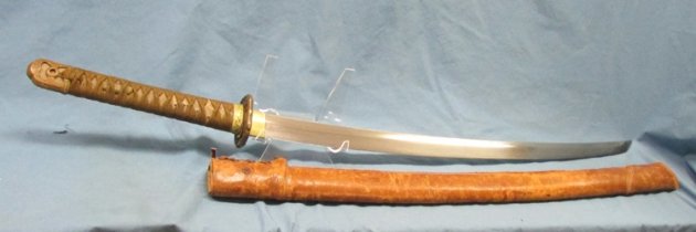  Japanese WWII Army Officers Katana, Leather Covered Scabbard — image 4